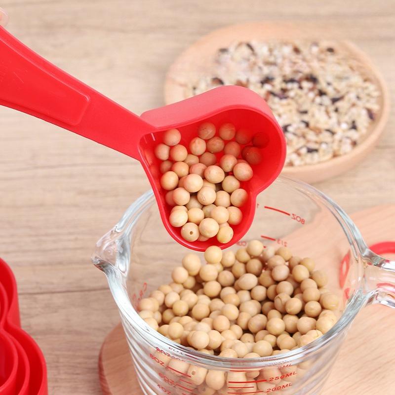 Plastic hartvormige maatbeker  - Kitchen Baking Scale recensie en prijs